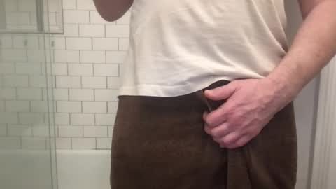 Snapshot of milkitdaddy chatting on January 2025 03:31:02 AM milkitdaddy online show from January 2025 03:31:02 AM