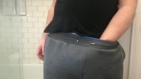 Snapshot of milkitdaddy chatting on February 2025 07:17:02 PM milkitdaddy online show from February 2025 07:17:02 PM