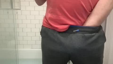 Snapshot of milkitdaddy chatting on February 2025 01:57:01 AM milkitdaddy online show from February 2025 01:57:01 AM