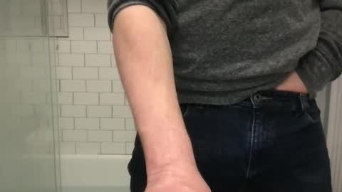 Snapshot of milkitdaddy chatting on February 2025 04:18:02 AM milkitdaddy online show from February 2025 04:18:02 AM