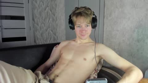 Isaac online show from February 2025 06:02:02 AM