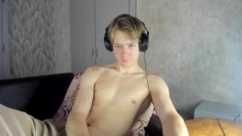 Isaac online show from February 2025 05:31:01 AM