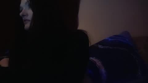 milkyemm online show from November 2025 08:31:02 AM