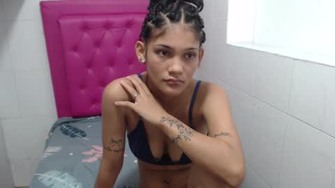 milkyway_18 online show from March 2025 01:07:01 PM