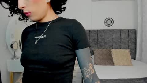 Milagros online show from March 2025 05:00:02 AM