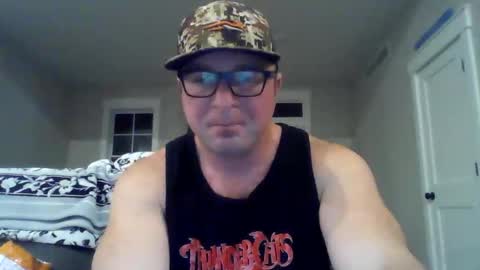 Snapshot of millertimenow34 chatting on May 2026 02:41:01 AM millertime feet bigcock hairy straight muscles online show from May 2026 02:41:01 AM