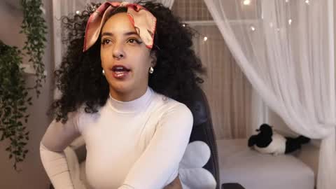 Snapshot of millie_volturi chatting on May 2026 12:24:02 PM millie_volturi online show from May 2026 12:24:02 PM