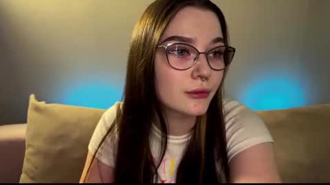 Snapshot of milliedoll chatting on July 2026 09:24:02 AM Millie online show from July 2026 09:24:02 AM