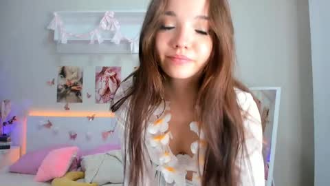 Snapshot of milly_heart chatting on June 2026 03:10:02 AM Milly online show from June 2026 03:10:02 AM