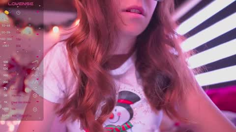 Snapshot of milly_kenner chatting on December 2024 04:53:02 PM MILLY online show from December 2024 04:53:02 PM