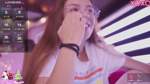 Snapshot of milly_kenner chatting on December 2024 05:08:01 PM MILLY online show from December 2024 05:08:01 PM