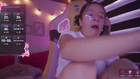 Snapshot of milly_kenner chatting on September 2025 02:38:02 PM MILLY online show from September 2025 02:38:02 PM