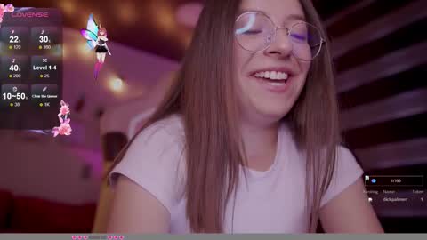 Snapshot of milly_kenner chatting on October 2025 05:50:02 PM MILLY online show from October 2025 05:50:02 PM