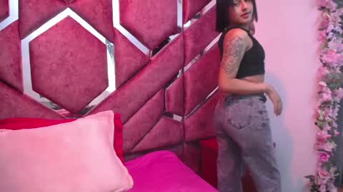 Snapshot of milly_print chatting on February 2025 02:40:01 AM Milly Print online show from February 2025 02:40:01 AM