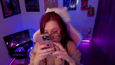 Snapshot of milly_yako chatting on December 2024 11:30:01 PM Monkey D Maddie online show from December 2024 11:30:01 PM