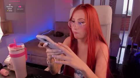 Monkey D Maddie online show from March 2026 10:27:01 PM