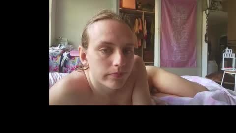 Snapshot of millycums chatting on November 2025 06:19:01 AM millycums online show from November 2025 06:19:01 AM