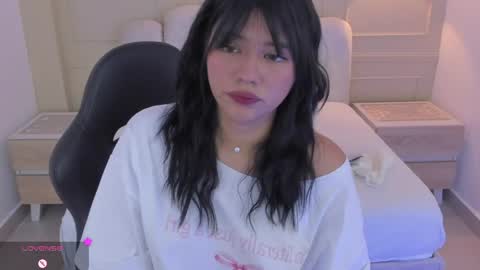 Snapshot of millyevans1 chatting on April 2026 02:55:01 AM millyevans1 online show from April 2026 02:55:01 AM