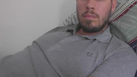 milowww1601 online show from October 2025 01:33:02 PM