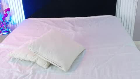 Milu online show from April 2026 07:08:02 PM