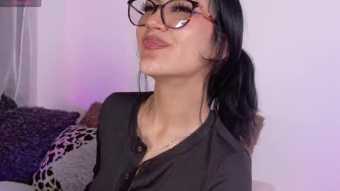 miluv19 online show from April 2026 09:48:01 PM