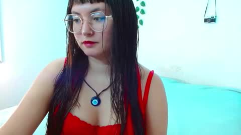 mily_baker online show from December 2024 07:33:01 PM