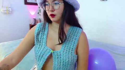 Snapshot of mily_baker chatting on May 2026 06:16:02 PM mily_baker online show from May 2026 06:16:02 PM