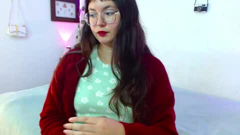 Snapshot of mily_baker chatting on May 2026 07:20:02 PM mily_baker online show from May 2026 07:20:02 PM