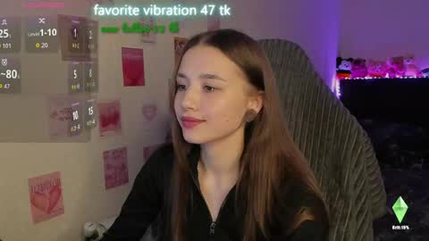 Snapshot of milyamess chatting on May 2026 05:43:02 PM Emily online show from May 2026 05:43:02 PM