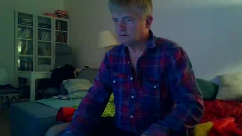  Milymen26  Polish man  master  fereskik straight mature online show from April 2026 09:15:01 PM