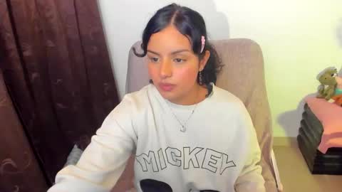 Mimii  online show from November 2025 01:41:02 AM