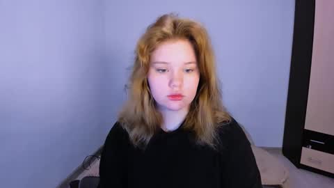 hi Im Mina  online show from November 2025 02:43:02 AM