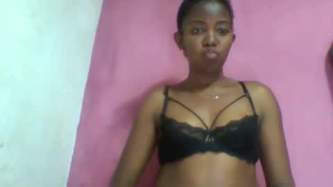 minachocolate online show from May 2026 02:24:02 PM