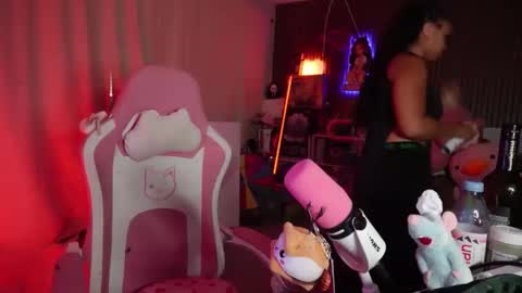 Snapshot of minamariebaby chatting on April 2026 07:58:02 PM MINA online show from April 2026 07:58:02 PM