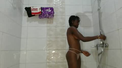 Snapshot of minatah6 chatting on November 2025 10:41:02 PM minatah6 online show from November 2025 10:41:02 PM