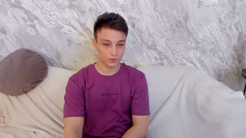 minato_kono online show from January 2025 03:20:01 PM