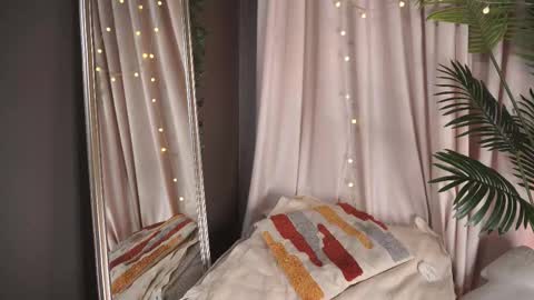 Snapshot of mind__game chatting on November 2025 06:12:02 AM Frances Next streams Thu Fri Sat 8am - 4pm GMT3 online show from November 2025 06:12:02 AM