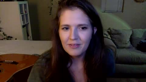 Snapshot of mindymounds chatting on July 2026 03:11:01 AM Mindy online show from July 2026 03:11:01 AM