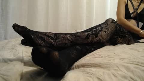 Snapshot of mindyourmanners_ chatting on October 2025 02:32:02 AM mindyourmanners_ online show from October 2025 02:32:02 AM