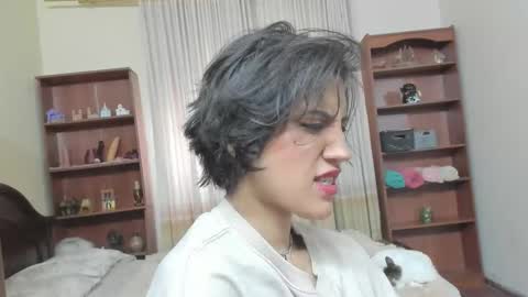 Amber online show from January 2026 01:49:02 PM