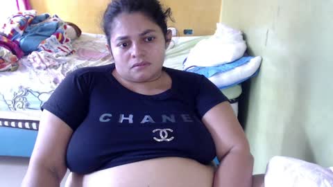 Andrea online show from April 2026 01:11:01 PM