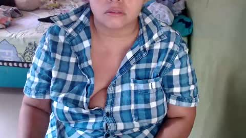 Snapshot of minnie_bbw69 chatting on May 2026 11:04:02 AM Andrea online show from May 2026 11:04:02 AM