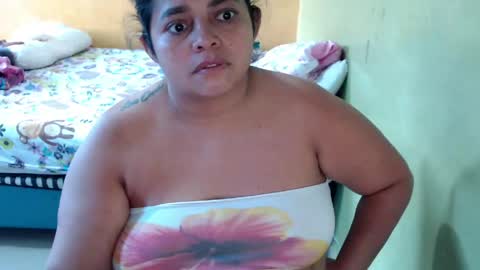 Snapshot of minnie_bbw69 chatting on May 2026 11:17:02 AM Andrea online show from May 2026 11:17:02 AM
