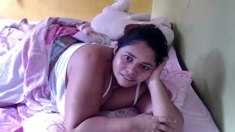 Snapshot of minnie_bbw69 chatting on June 2026 12:41:02 PM Andrea online show from June 2026 12:41:02 PM