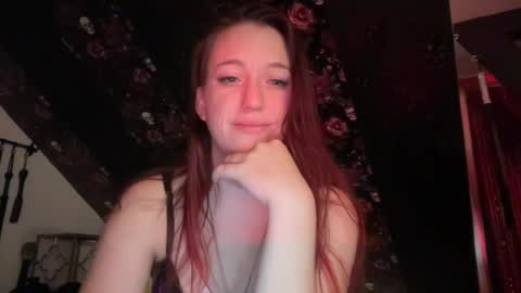 Snapshot of minnyminx chatting on August 2026 10:12:01 PM Minx online show from August 2026 10:12:01 PM