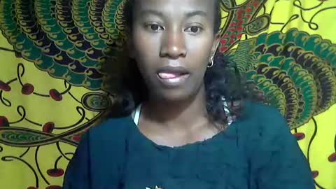 minouch211907 online show from October 2025 03:06:02 AM