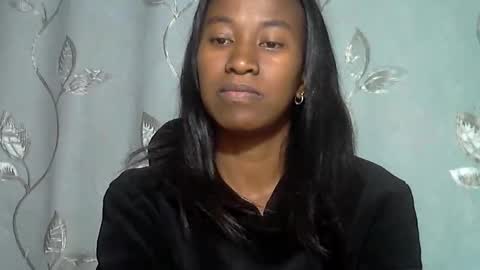 minouch211907 online show from March 2026 03:45:02 AM