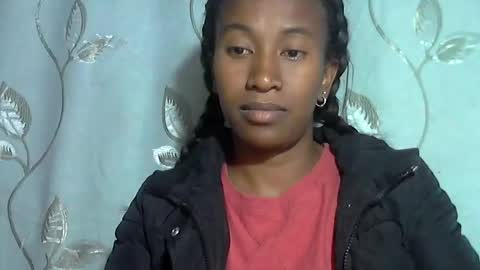 minouch211907 online show from April 2026 07:03:02 PM