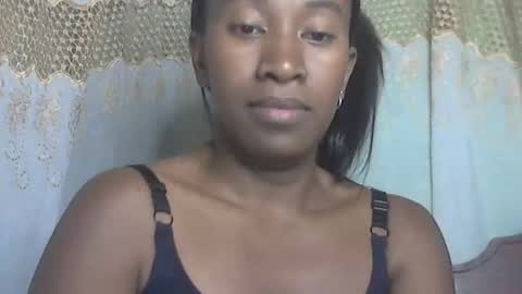 Snapshot of minouch211907 chatting on June 2026 01:08:02 AM minouch211907 online show from June 2026 01:08:02 AM