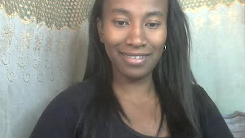 Snapshot of minouch211907 chatting on June 2026 09:14:01 AM minouch211907 online show from June 2026 09:14:01 AM